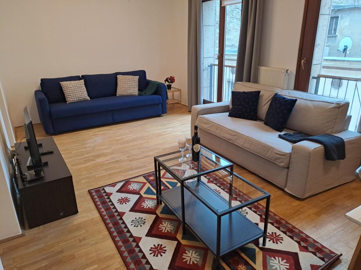 Szimpla Exclusive Apartment Budapest Bagian luar foto