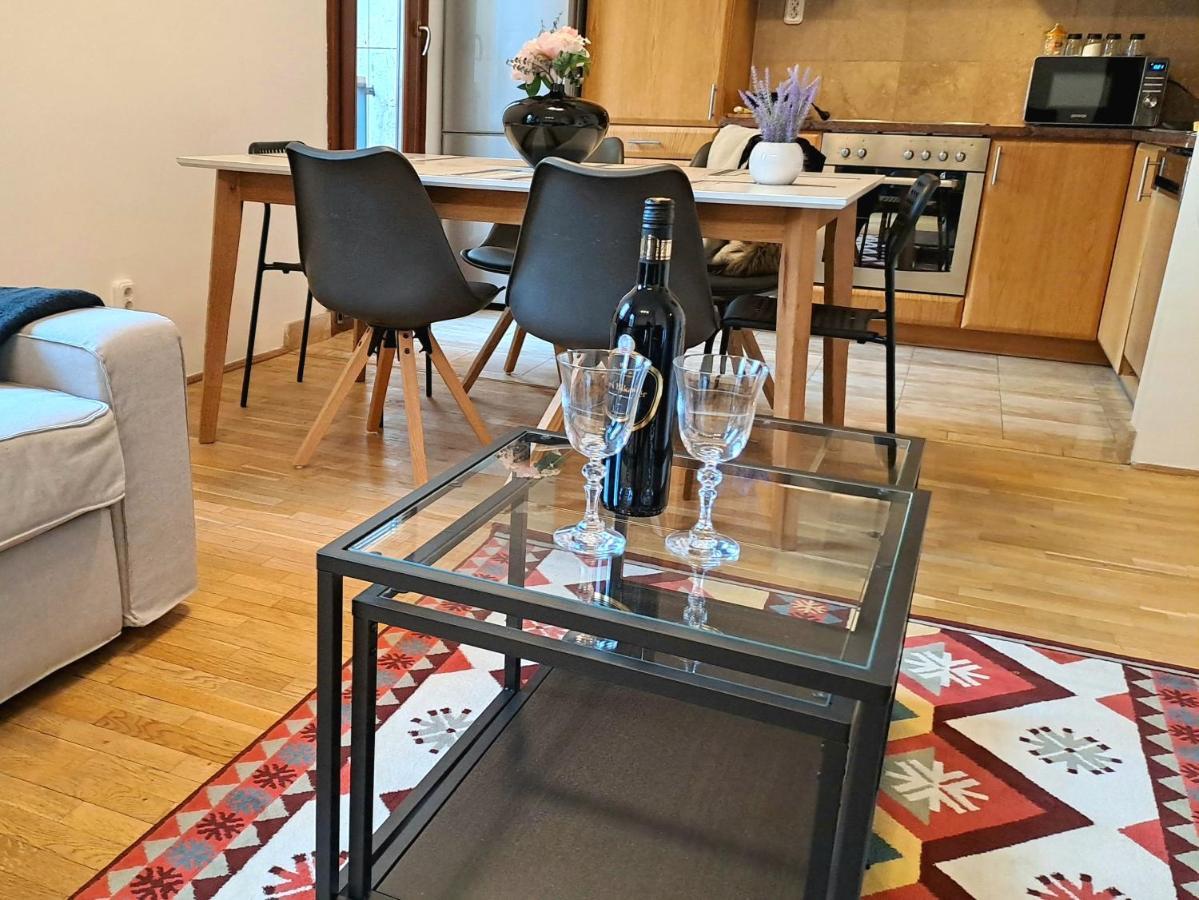 Szimpla Exclusive Apartment Budapest Bagian luar foto